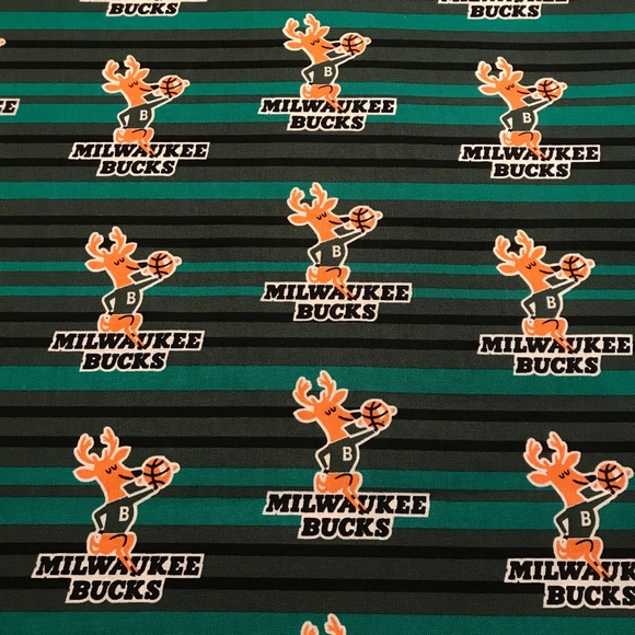 🦌Milwaukee Bucks Fitted Face Mask w/Filter Pocket - Picture 3 of 3